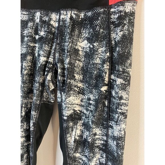 Adidas ClimaLite Active Capri Leggings Black White Pink Stripes Size Small - Picture 5 of 10